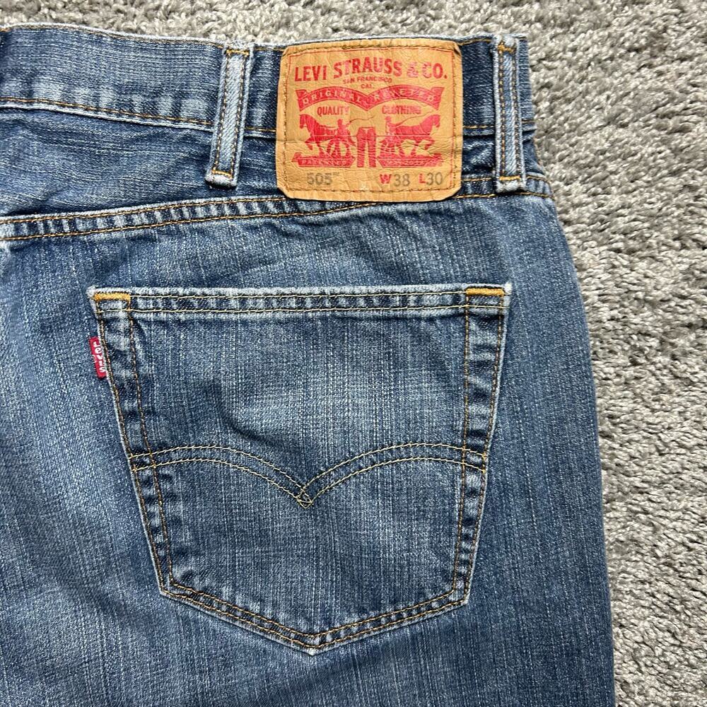 Levi’s 505 Size 38x30 soft and broken-in Jeans Denim Pants